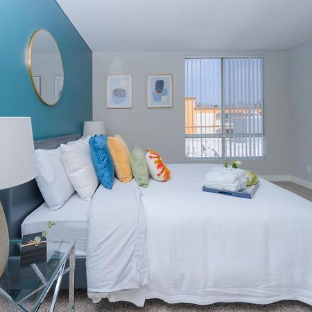 Universal Studios 8 Min Drive Two Bedroom Apartment With Free Parking Λος Άντζελες Εξωτερικό φωτογραφία