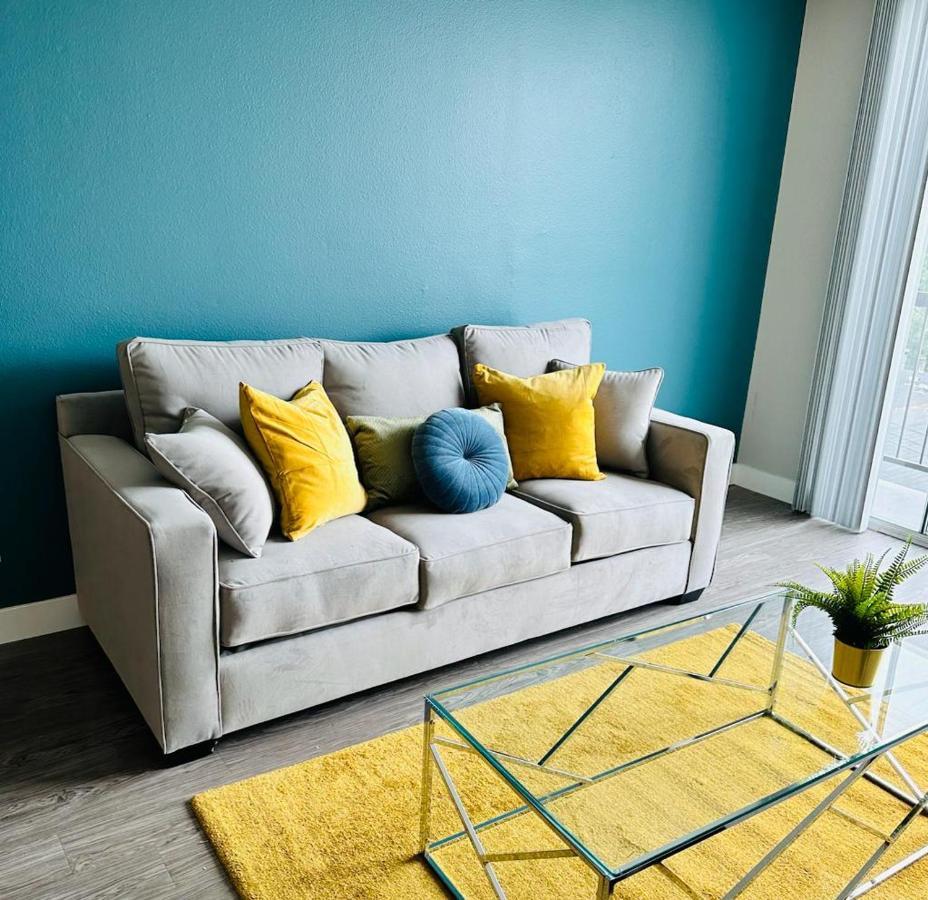 Universal Studios 8 Min Drive Two Bedroom Apartment With Free Parking Λος Άντζελες Εξωτερικό φωτογραφία